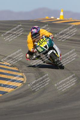 media/Oct-08-2023-CVMA (Sun) [[dbfe88ae3c]]/Race 3 Amateur Supersport Middleweight/